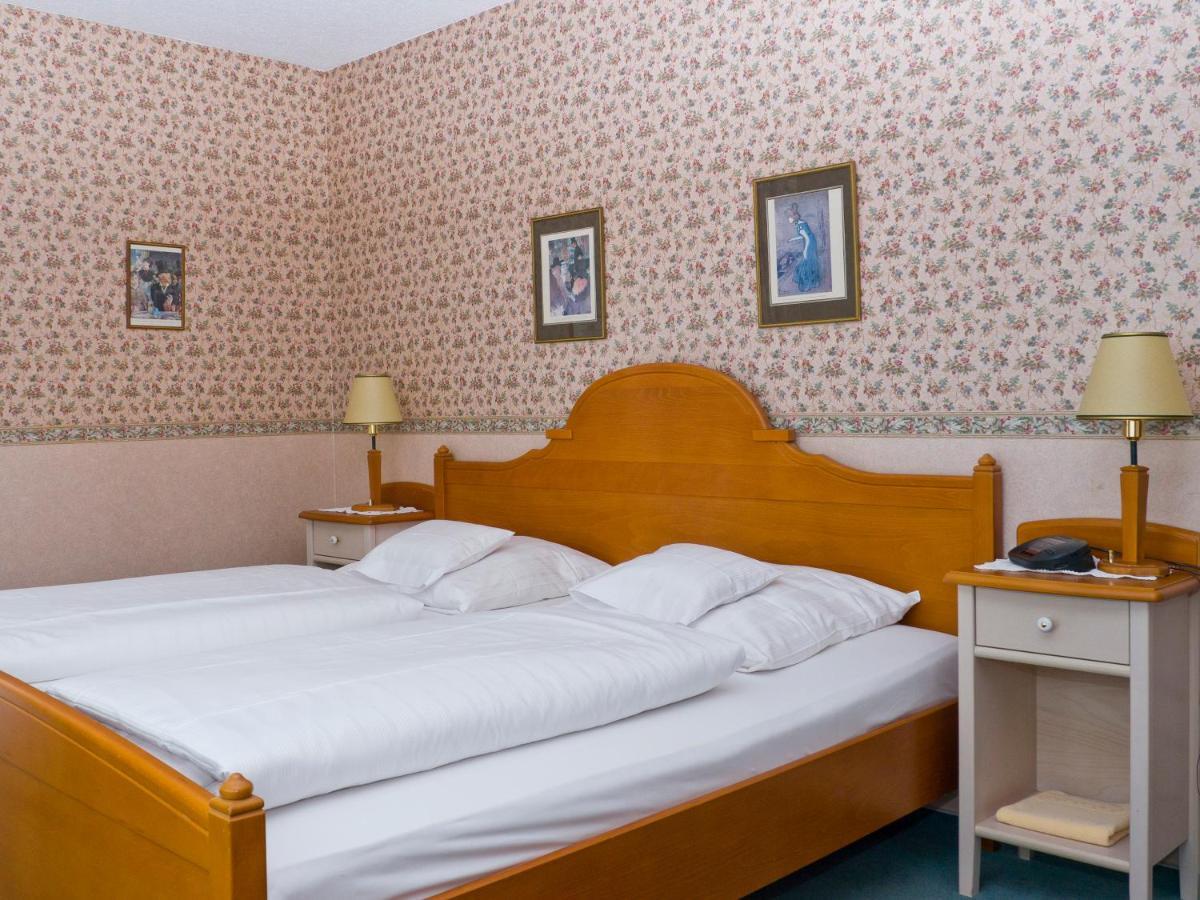 Kucher'S Landhotel Darscheid Номер фото